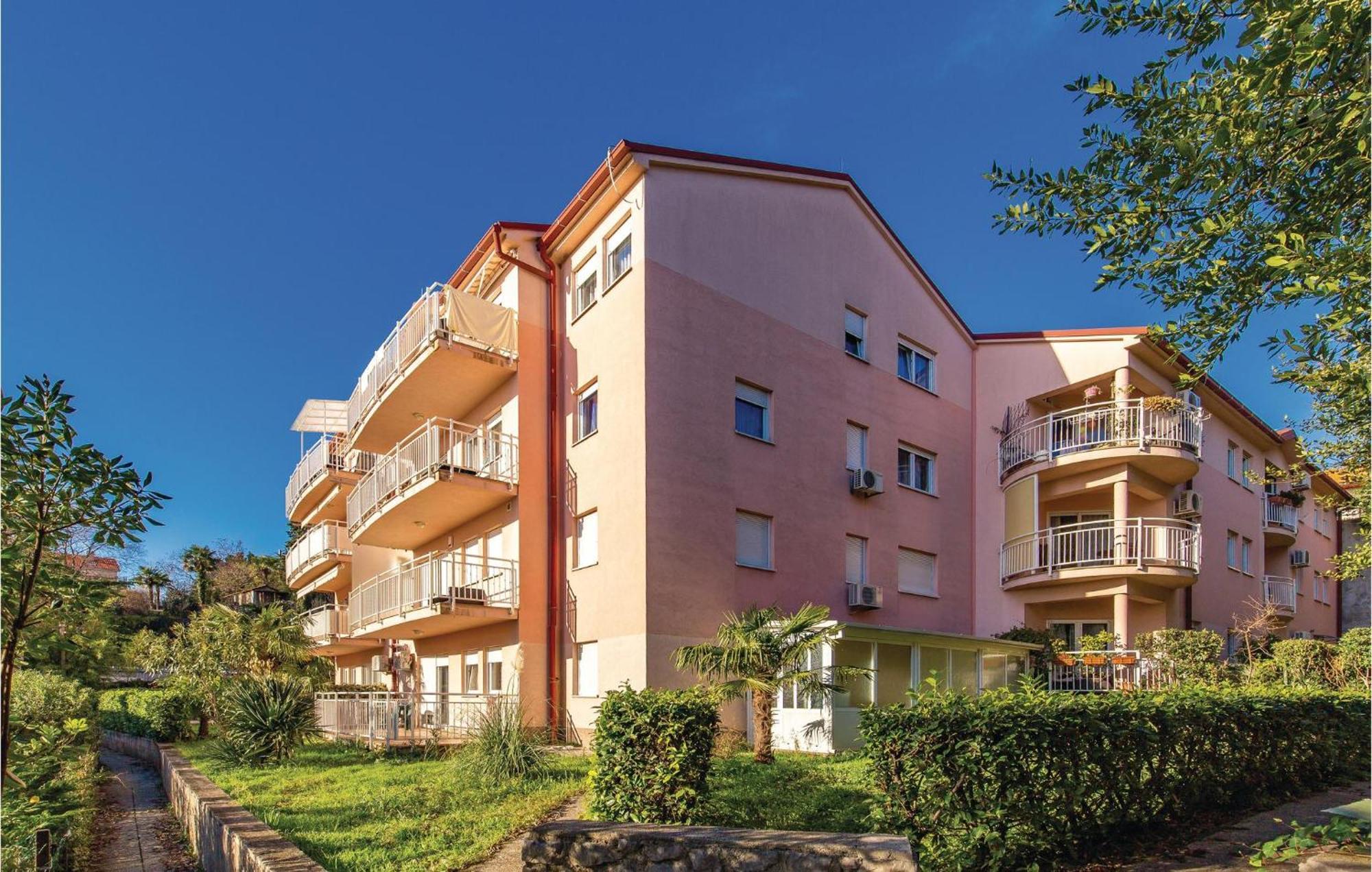 1 Bedroom Amazing Apartment In Rijeka Dış mekan fotoğraf